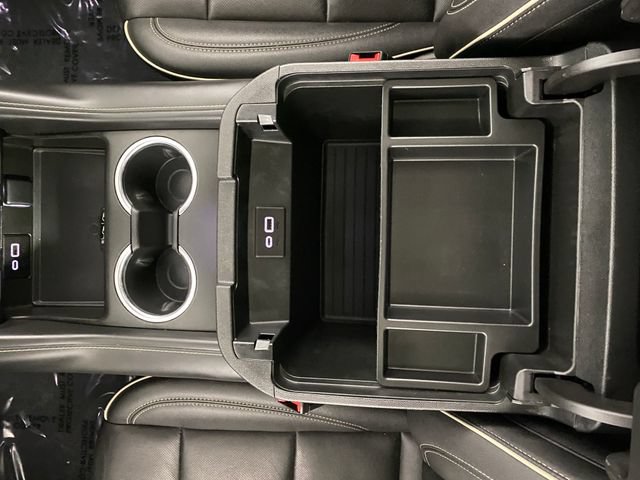 Certified 2024 GMC Yukon SLT w/ SLT Premium Package AWD/4WD image 27