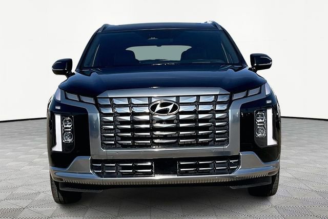 Used 2023 Hyundai Palisade Calligraphy image 3