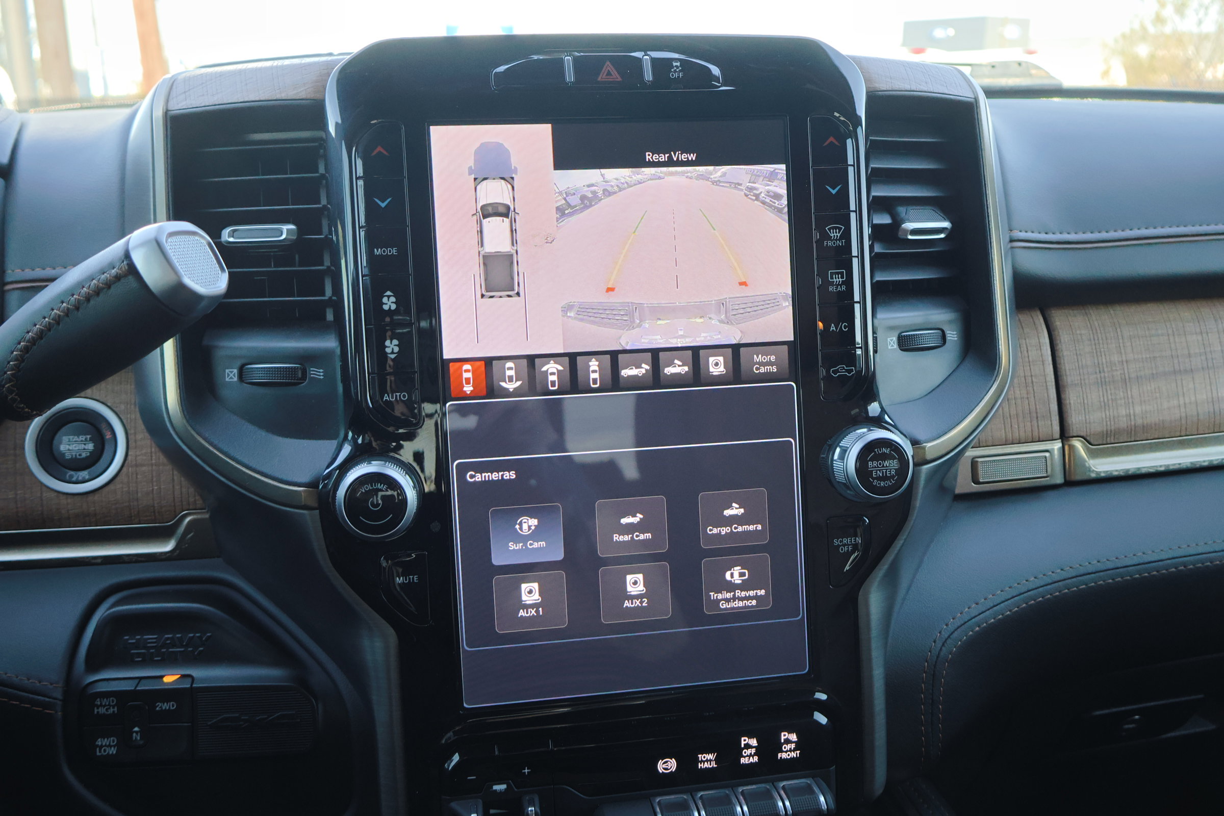 Used 2024 RAM 2500 Limited w/ Towing Technology Group image 19