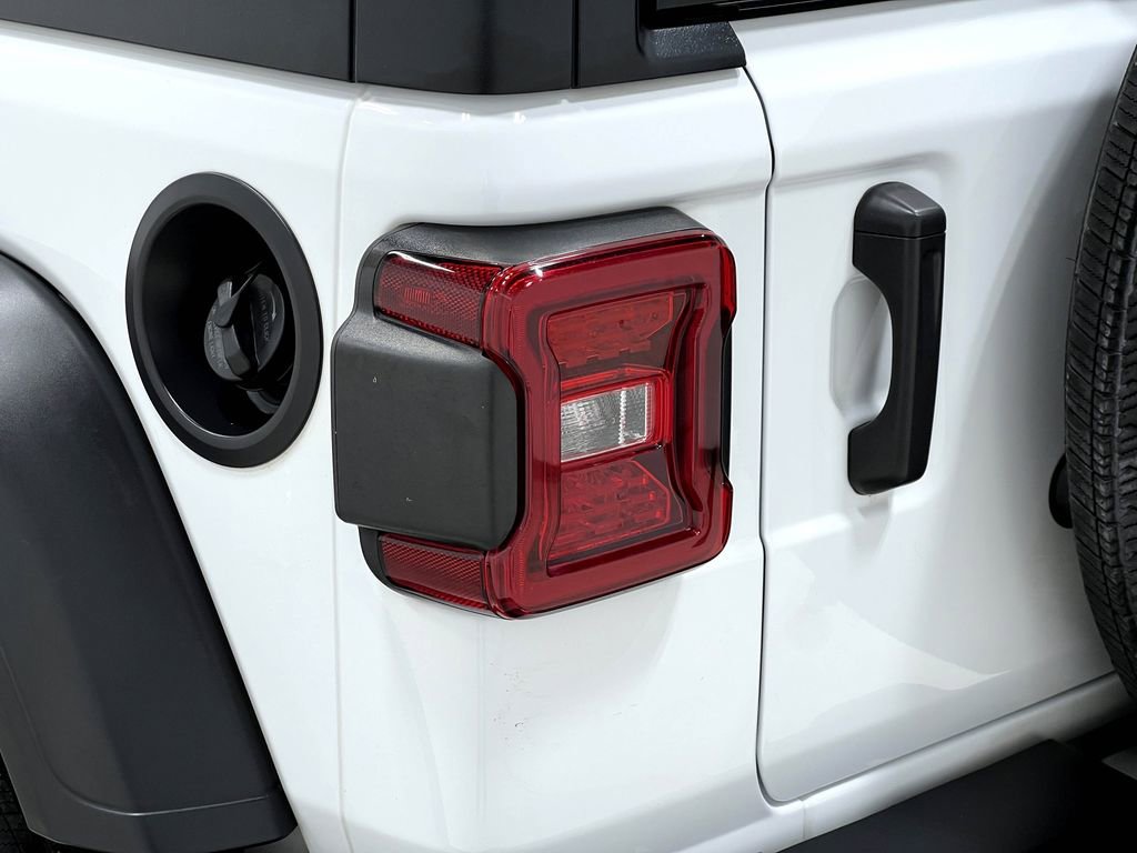 Used 2021 Jeep Wrangler Unlimited Sport image 34