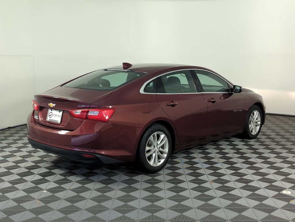 Used 2016 Chevrolet Malibu LT FWD image 6