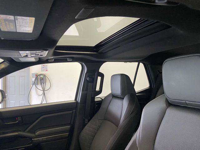 Certified 2025 Toyota 4Runner TRD Off-Road Premium image 15