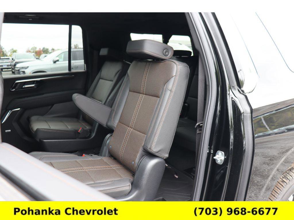 New 2026 Chevrolet Suburban High Country image 26