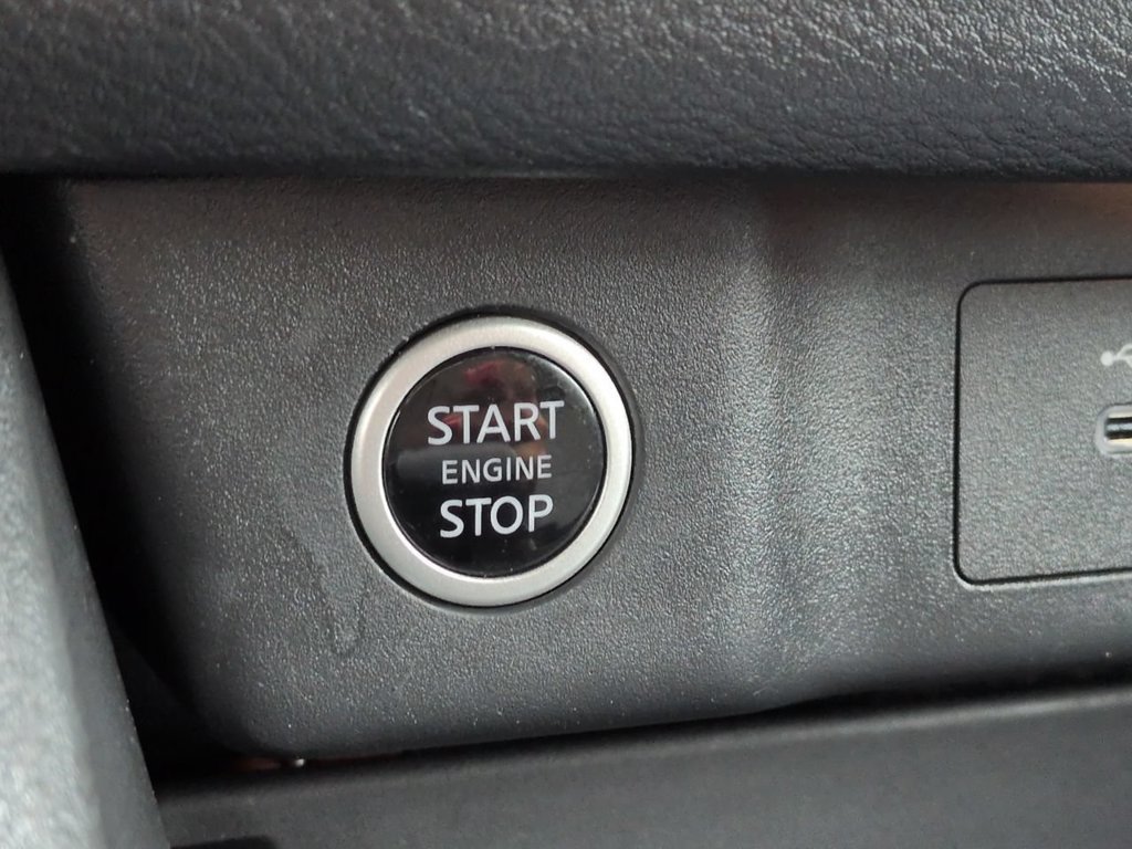 Certified 2021 Nissan Rogue SV AWD/4WD image 26