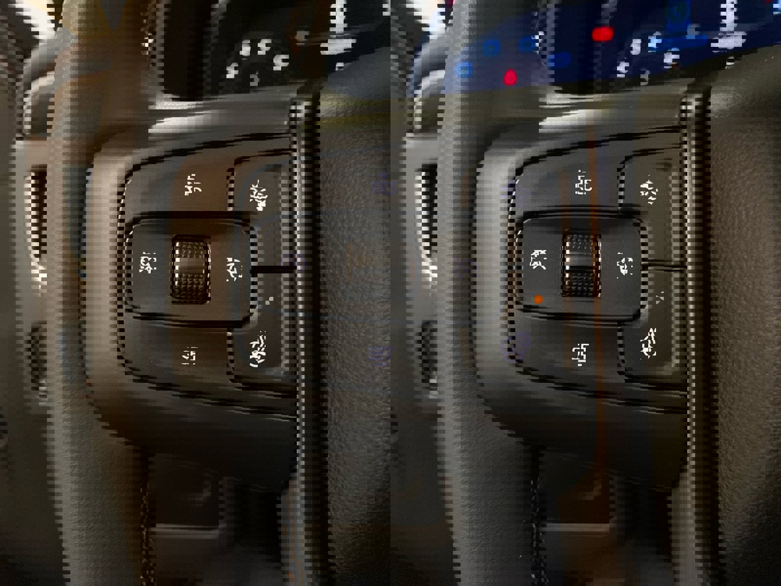 Used 2024 GMC Yukon XL AT4 w/ Technology Package image 22