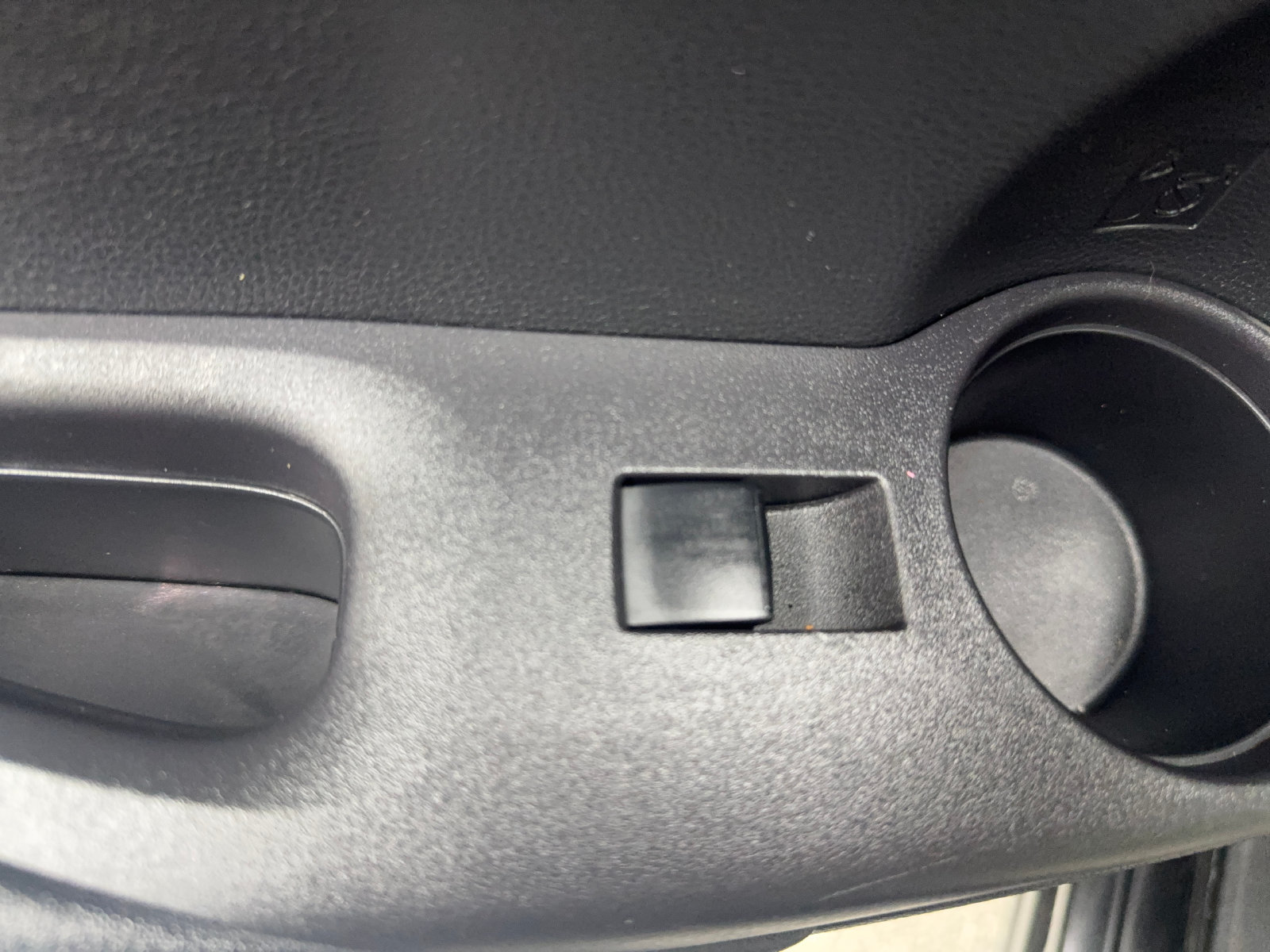 Used 2024 Toyota Corolla Cross L FWD image 43
