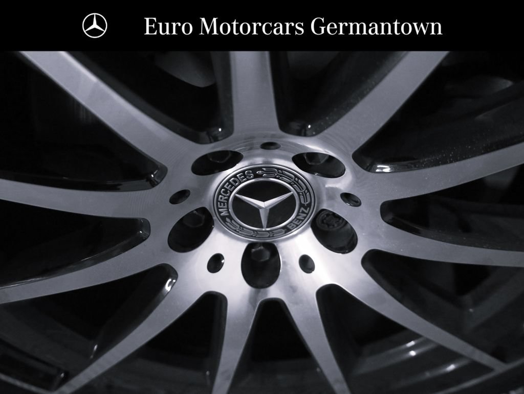 Certified 2023 Mercedes-Benz EQS 580 4MATIC Sedan image 11