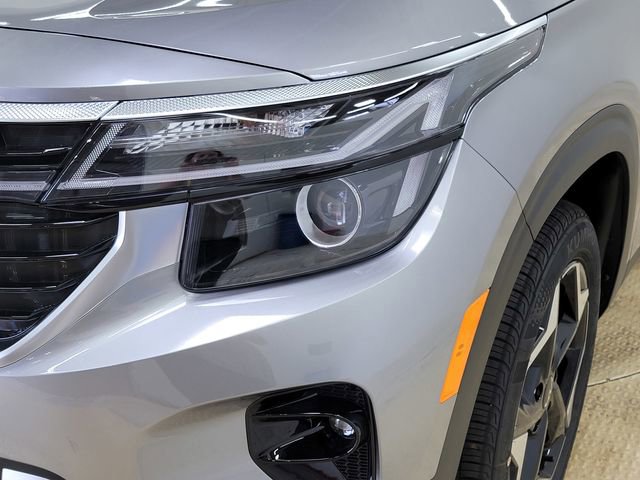 New 2026 Kia Seltos S image 12