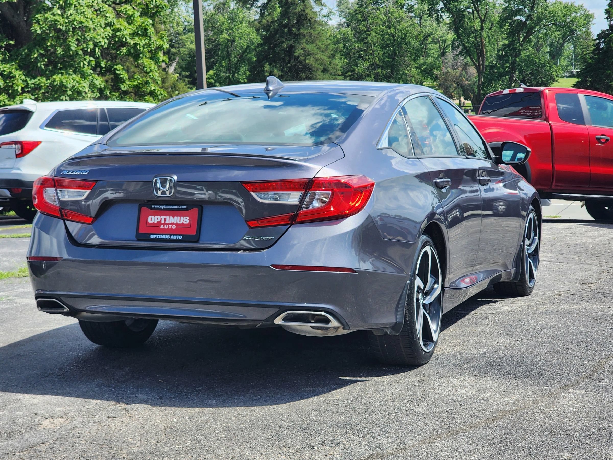 Used 2018 Honda Accord Sport image 7