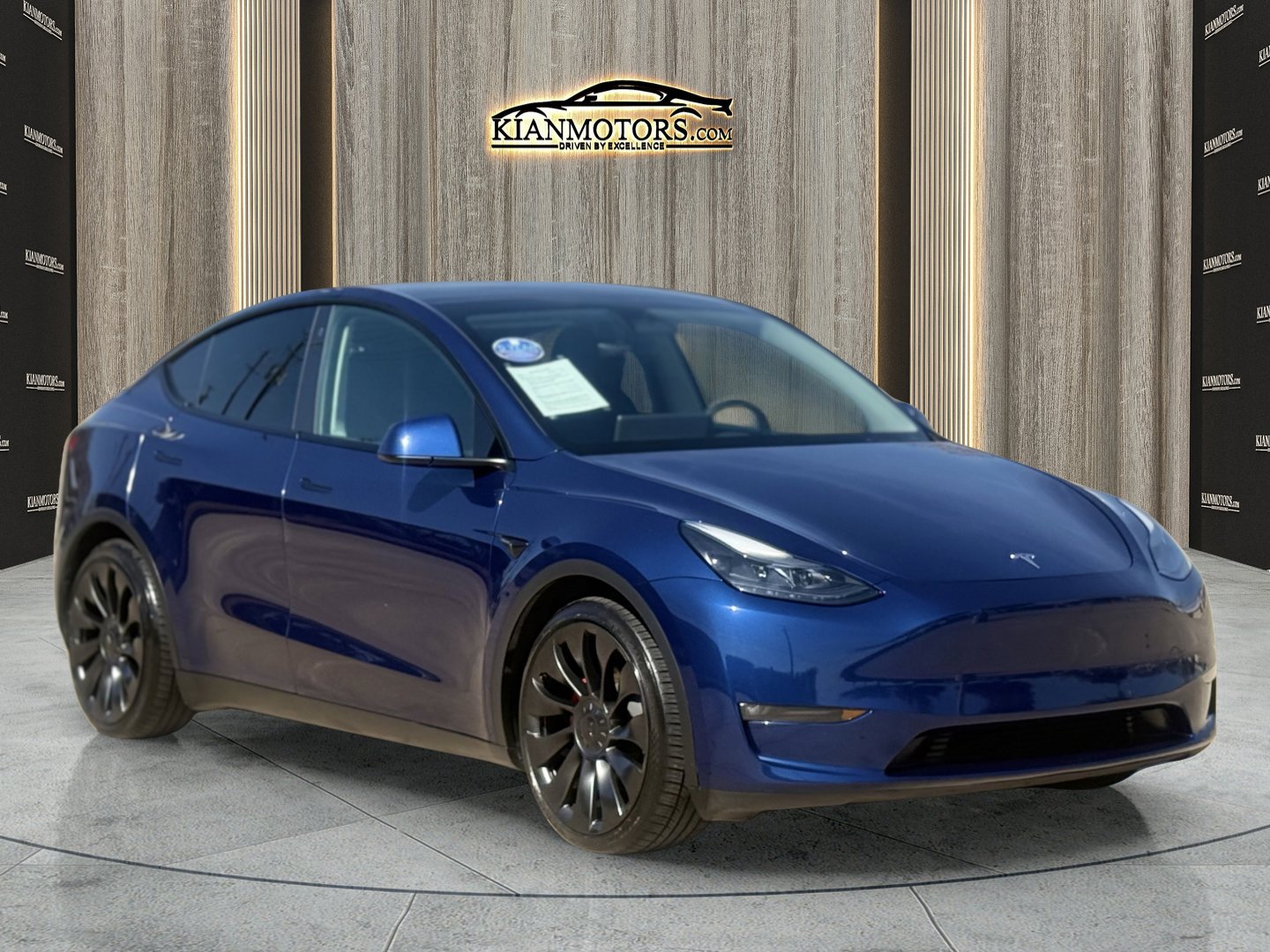 Used 2023 Tesla Model Y Performance image 1