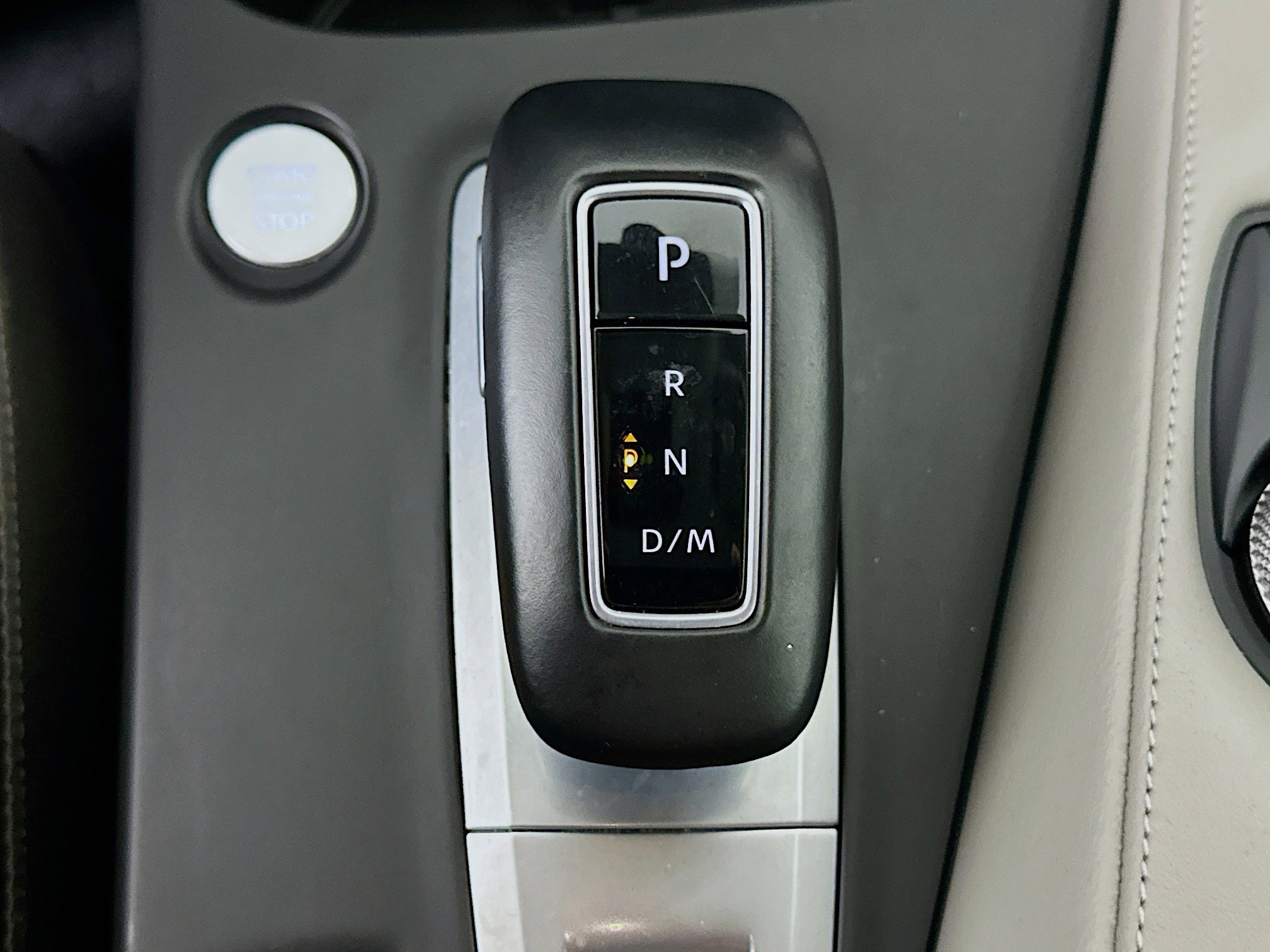 Used 2023 INFINITI QX50 Luxe FWD image 24