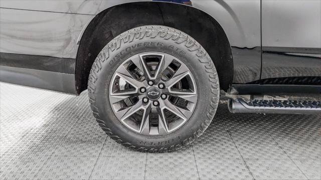Used 2021 Chevrolet Suburban Z71 w/ Z71 Signature Package AWD/4WD image 40