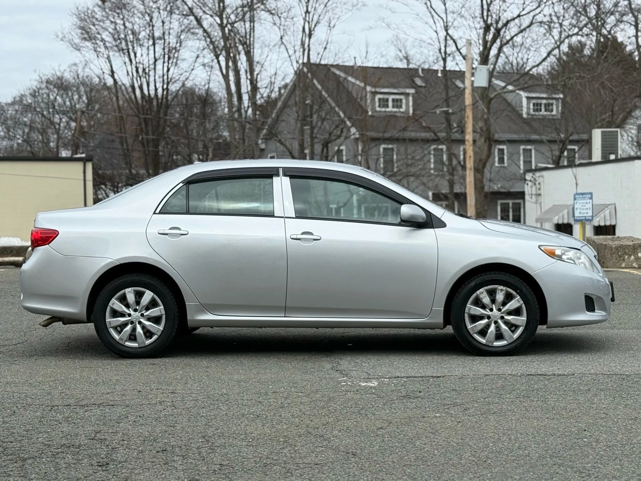 Used 2010 Toyota Corolla S image 4