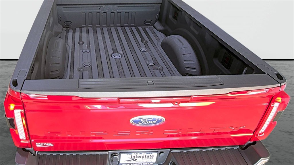 Used 2025 Ford F250 Lariat w/ Chrome Package image 11