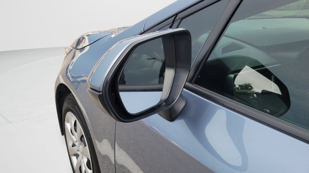 Used 2025 Toyota Corolla LE FWD image 26