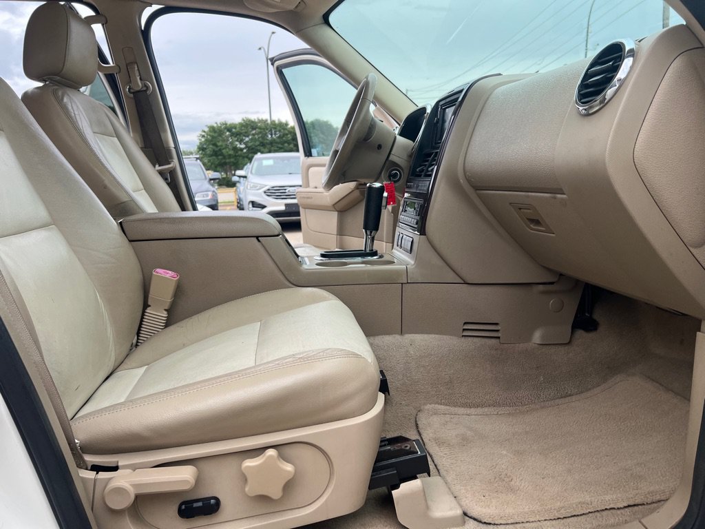 Used 2008 Ford Explorer Limited RWD image 13