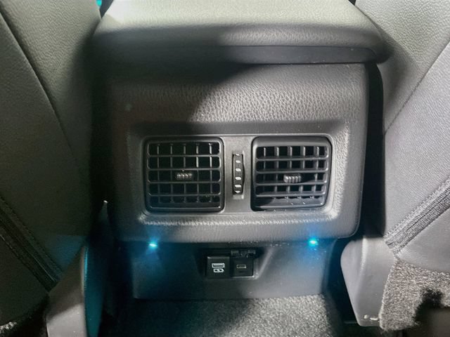 Used 2026 Toyota Camry SE FWD image 25