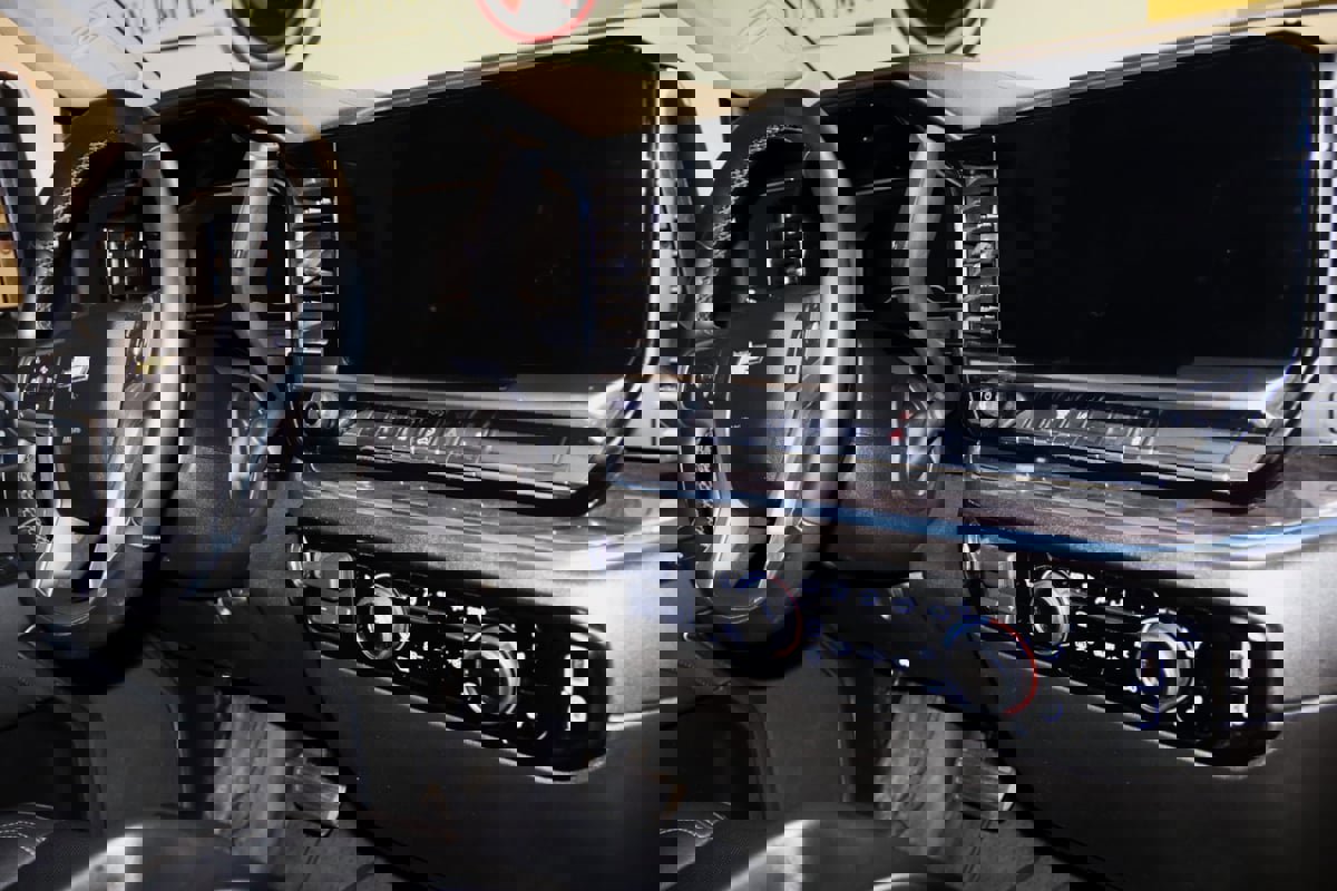 Used 2024 Chevrolet Silverado 2500 LTZ image 64