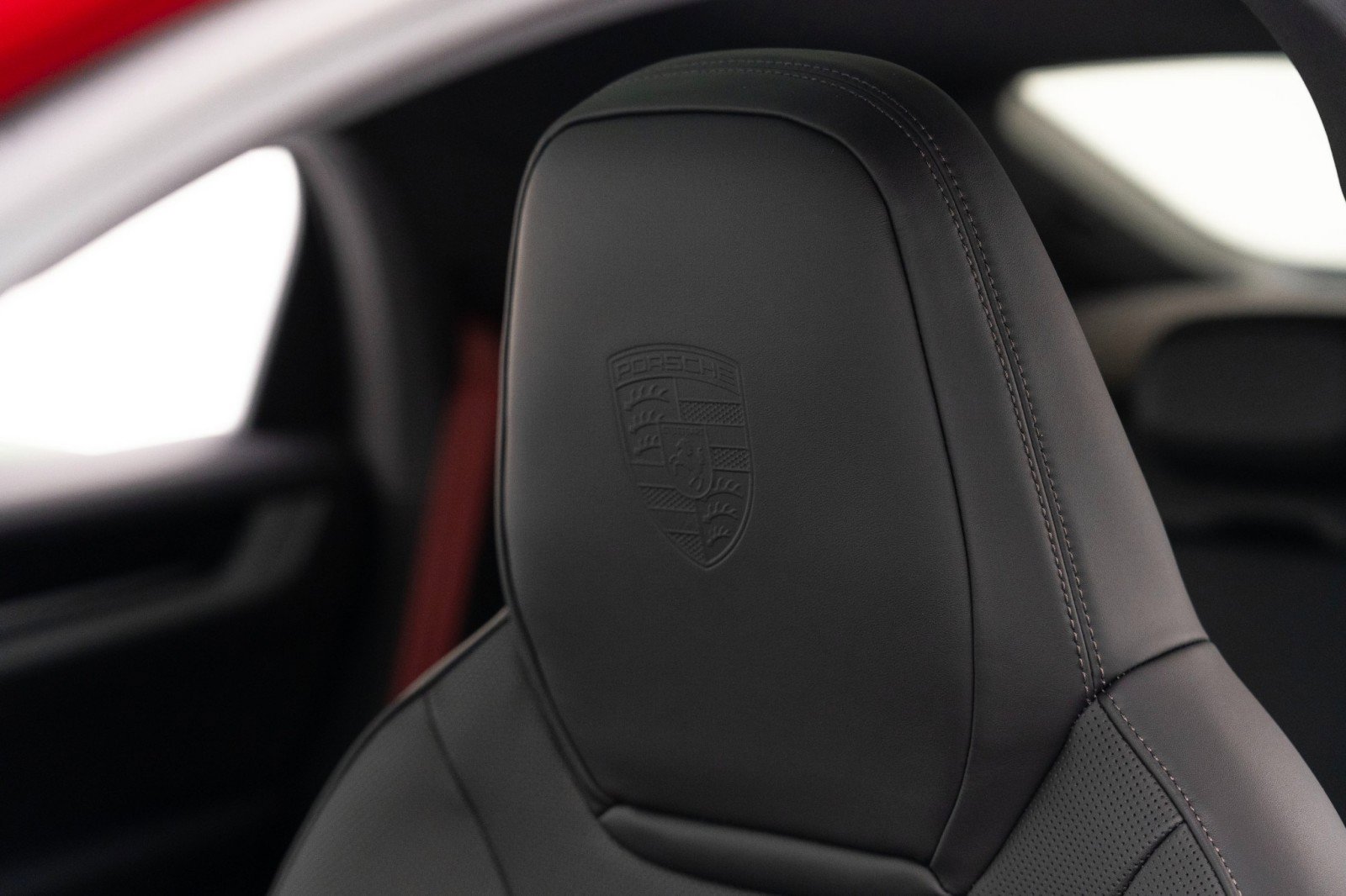 New 2026 Porsche Cayenne Coupe image 19
