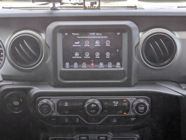 Used 2021 Jeep Gladiator Sport AWD/4WD image 18