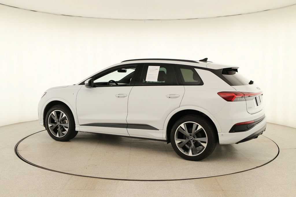 Certified 2024 Audi Q4 e-tron Prestige w/ Black Optic Package AWD/4WD image 3