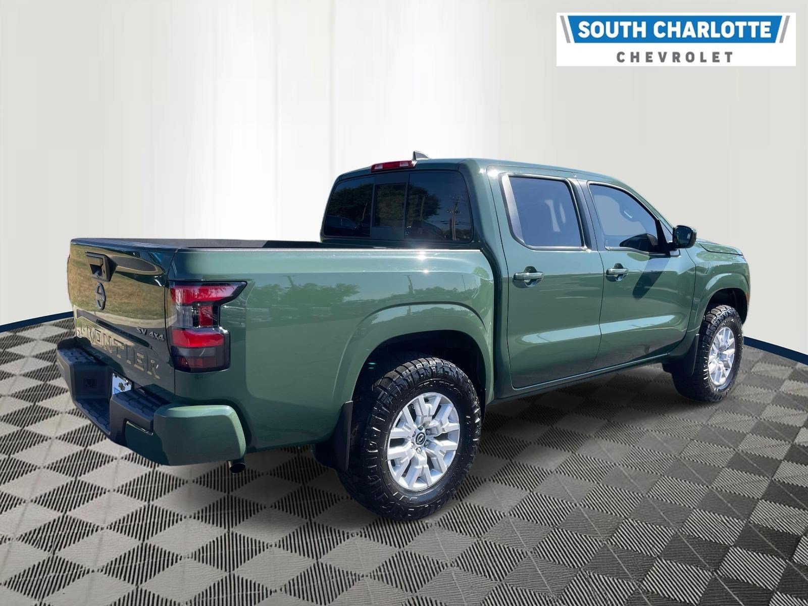 Used 2022 Nissan Frontier SV AWD/4WD image 4