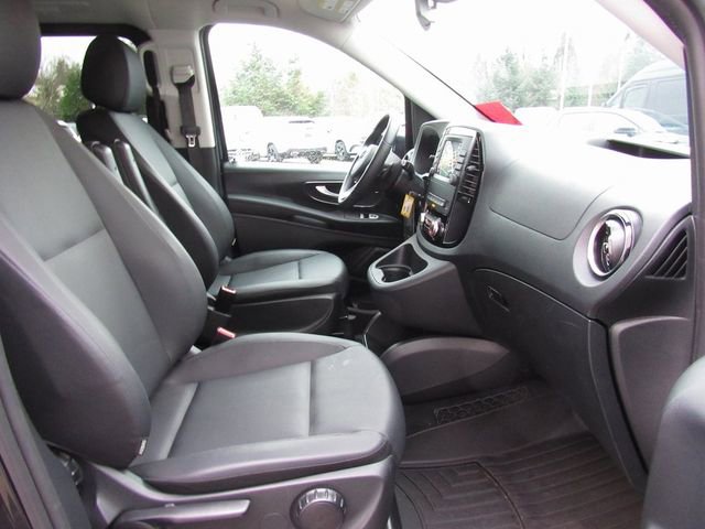 Used 2023 Mercedes-Benz Metris Passenger image 18