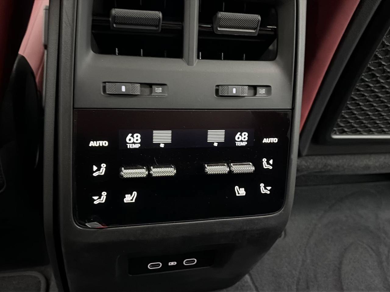 Used 2025 Porsche Macan 4S Electric w/ Premium Package AWD/4WD image 25
