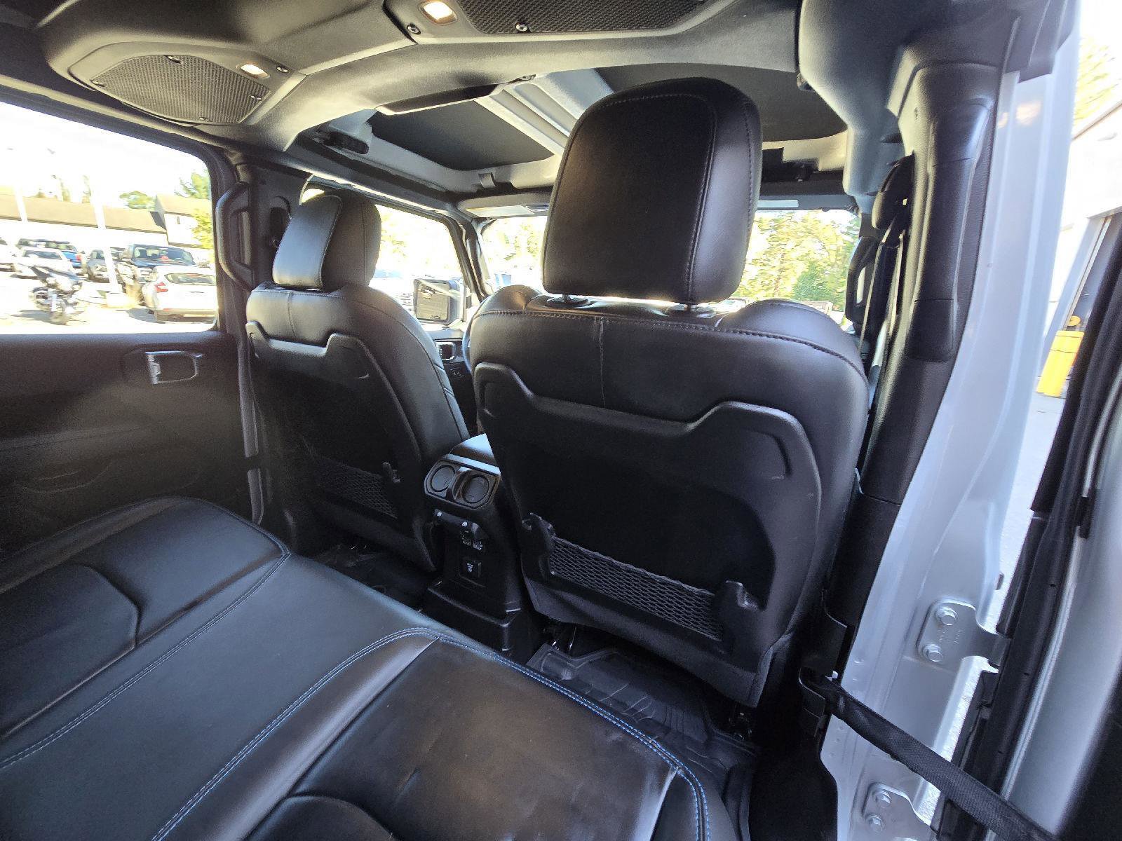 Used 2024 Jeep Wrangler Unlimited Rubicon 4xe image 22