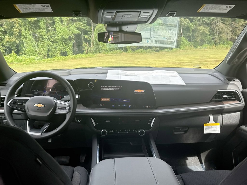 New 2026 Chevrolet Suburban LS image 31