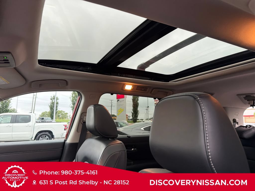 Certified 2023 Nissan Pathfinder Platinum AWD/4WD image 31