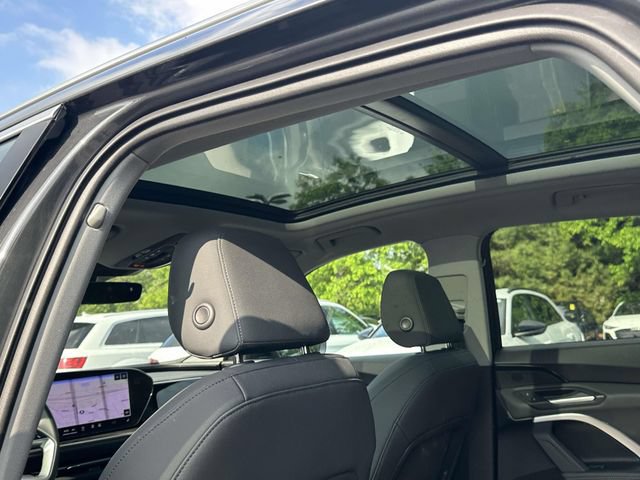 Certified 2025 Audi Q5 Premium w/ Convenience Package AWD/4WD image 18