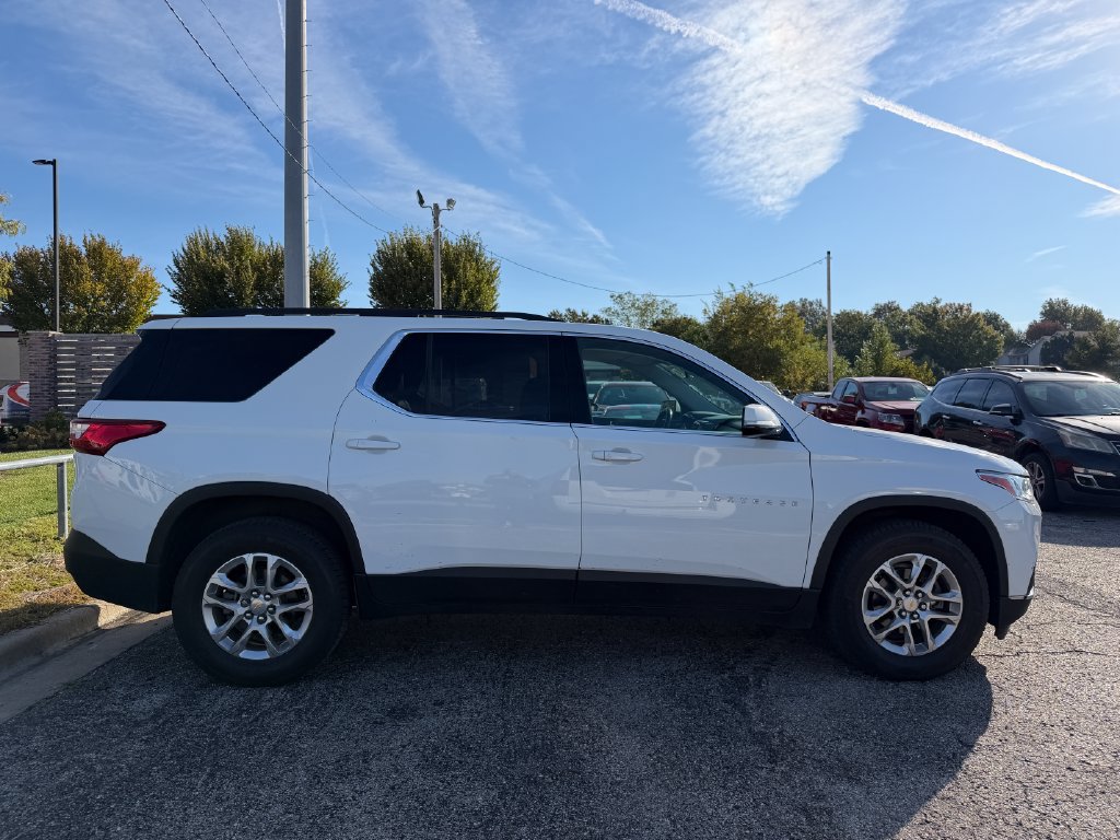 Used 2020 Chevrolet Traverse LT AWD/4WD image 2