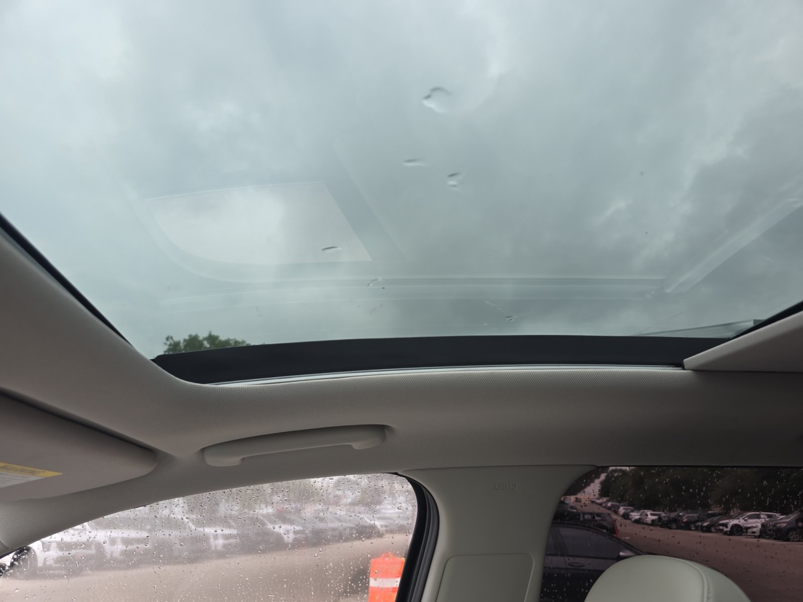 Certified 2026 Kia Sorento S w/ S Panoramic Sunroof Package FWD image 17