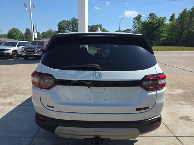 Used 2025 Honda Pilot TrailSport image 4