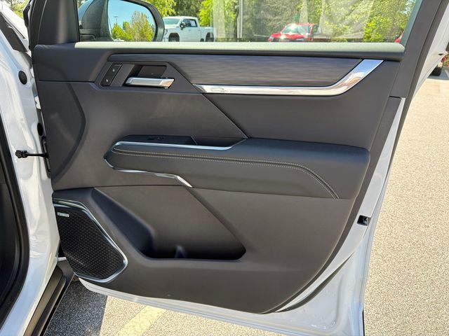 Certified 2026 GMC Acadia Elevation w/ Black Edition FWD image 14