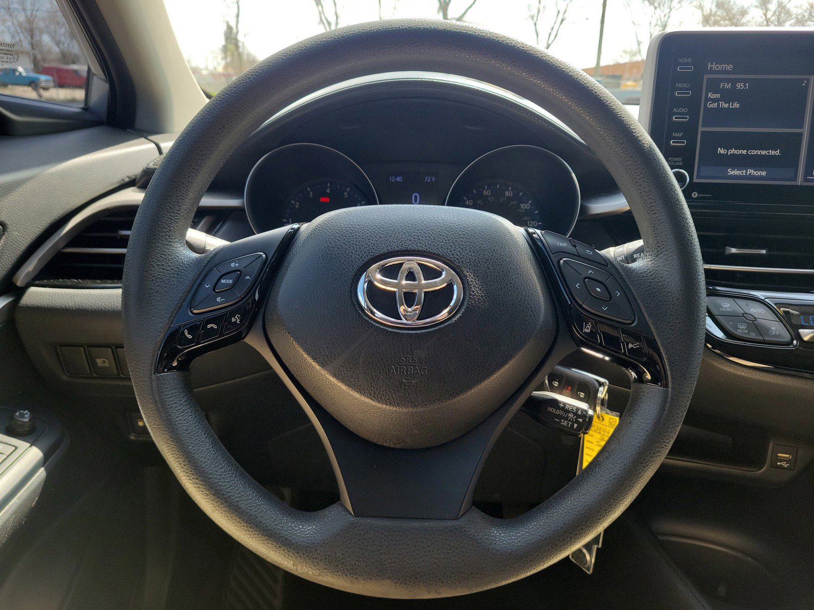 Used 2020 Toyota C-HR LE FWD image 21