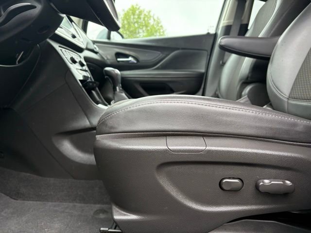 Used 2019 Buick Encore Preferred FWD image 30