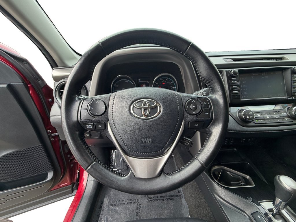 Used 2018 Toyota RAV4 Limited AWD/4WD image 11