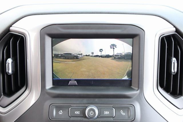 Certified 2022 Chevrolet Silverado 2500 W/T w/ WT Convenience Package image 16