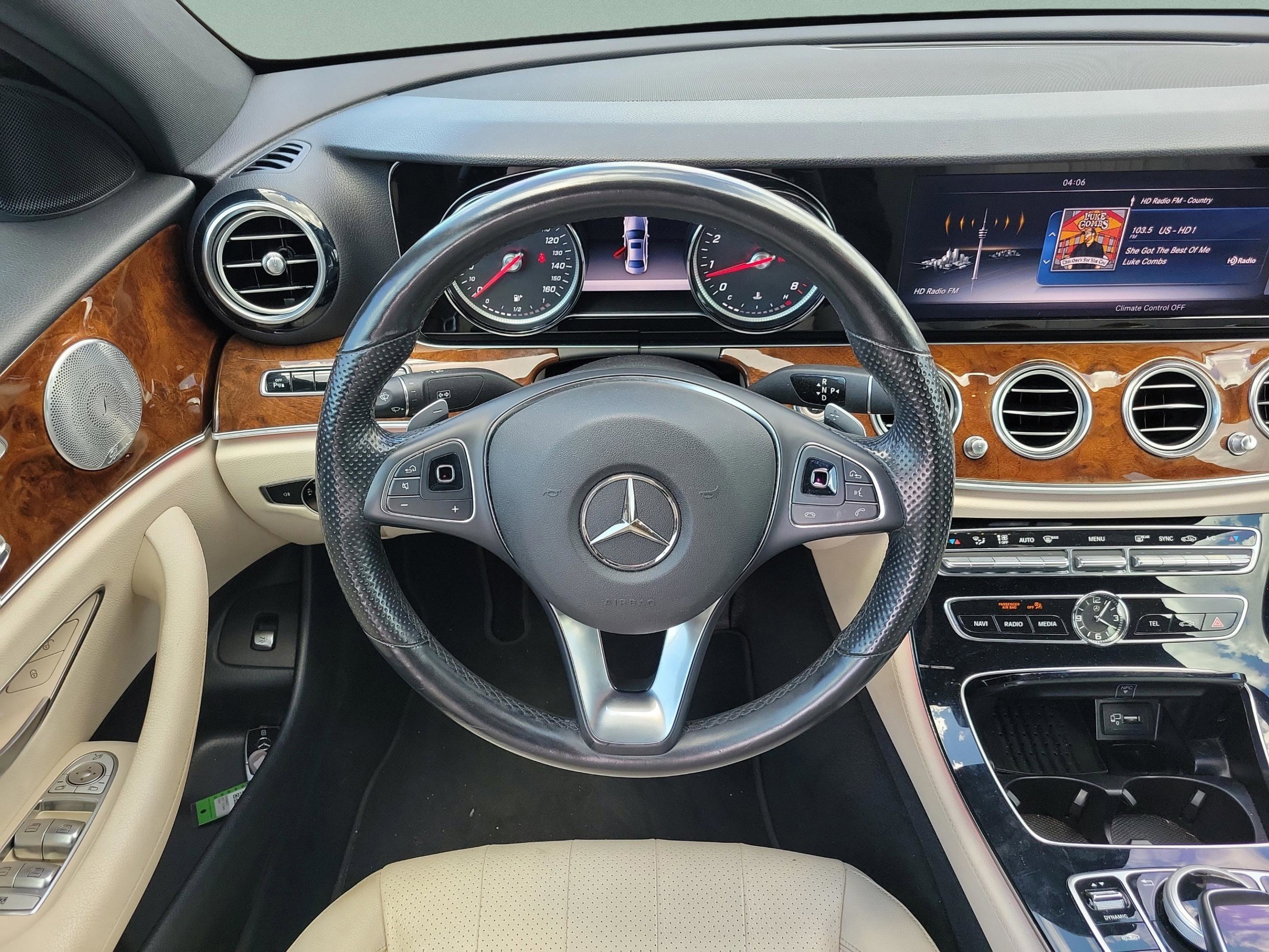 Used 2017 Mercedes-Benz E 300 4MATIC image 13