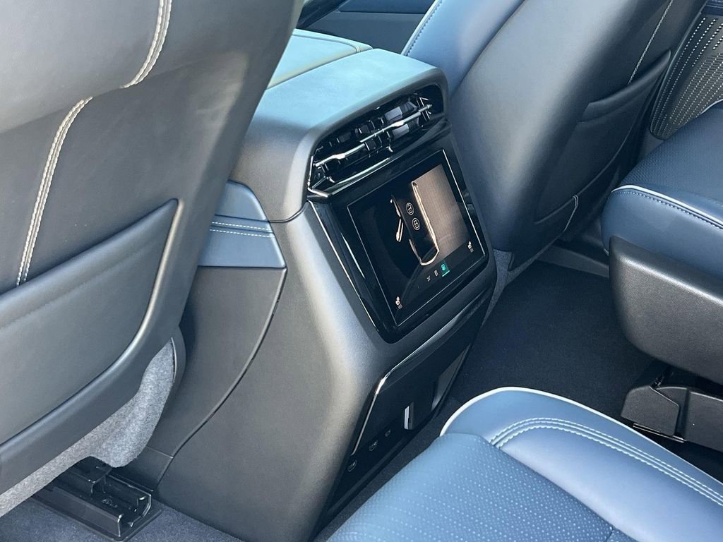 New 2025 Cadillac Escalade IQ Luxury 2 image 30