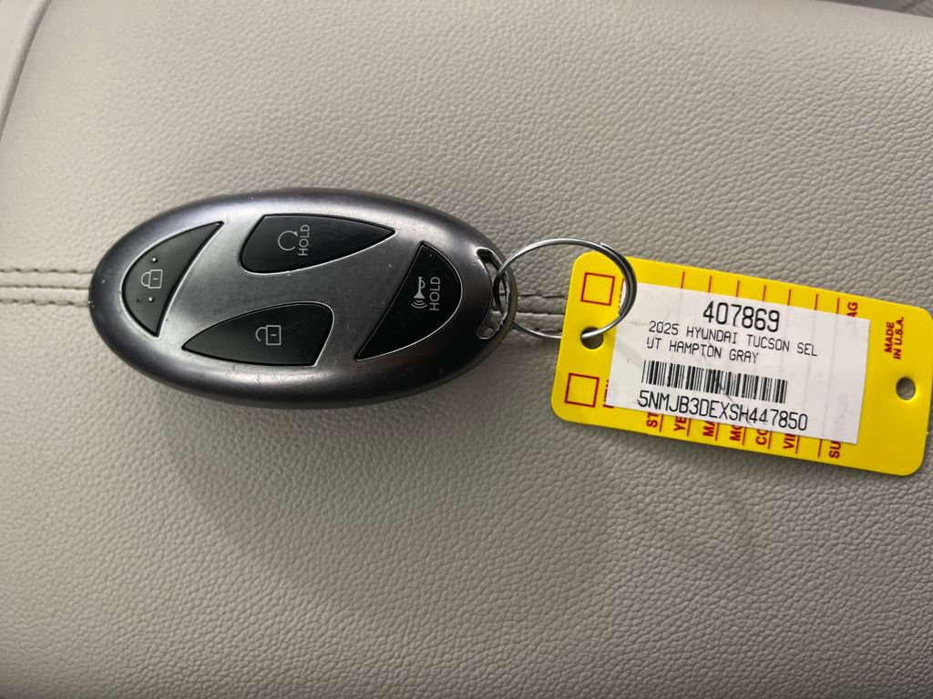 Used 2025 Hyundai Tucson SEL FWD image 26
