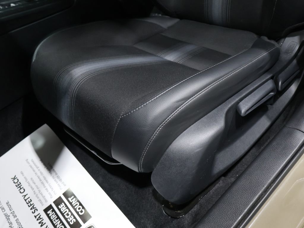 Used 2025 Honda Civic Sport image 10