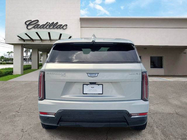 Used 2025 Cadillac Escalade IQ Sport 1 AWD/4WD image 4