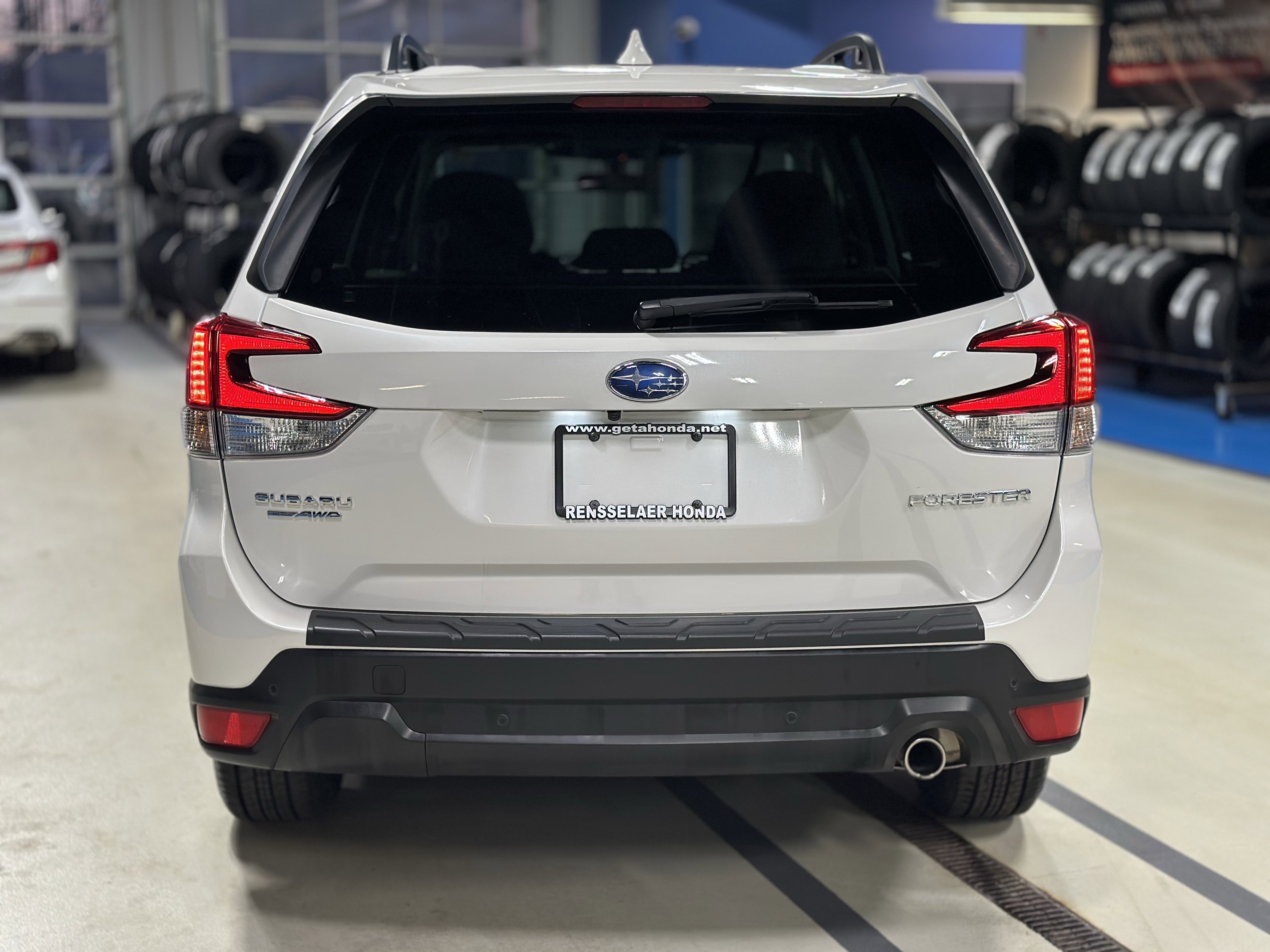 Used 2023 Subaru Forester Limited image 5