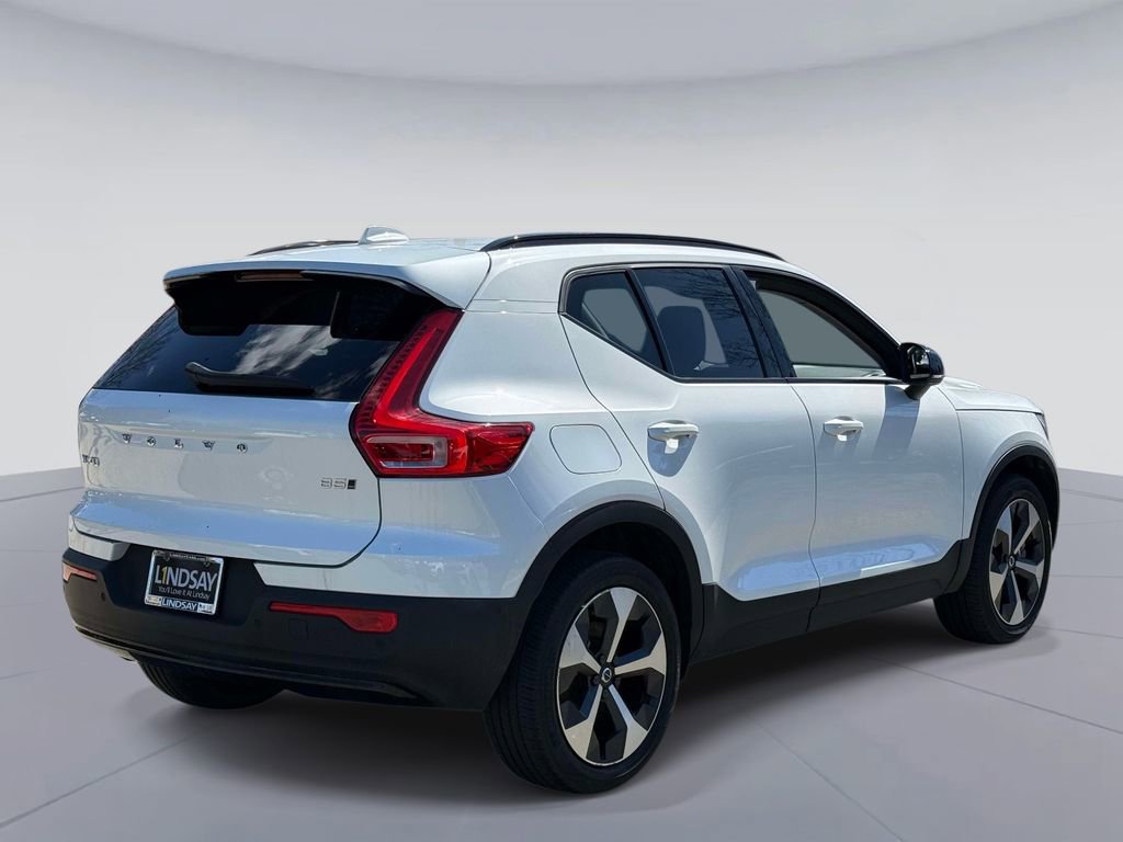 Used 2024 Volvo XC40 B5 Plus w/ Climate Package AWD/4WD image 10