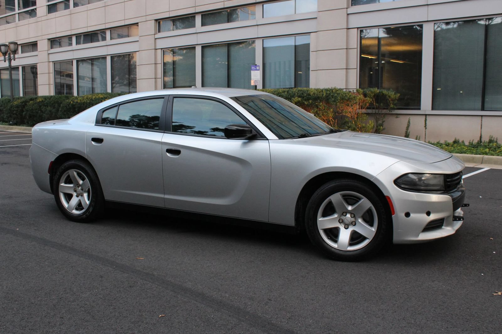 Used 2018 Dodge Charger Police w/ Fleet Safety Group RWD image 2