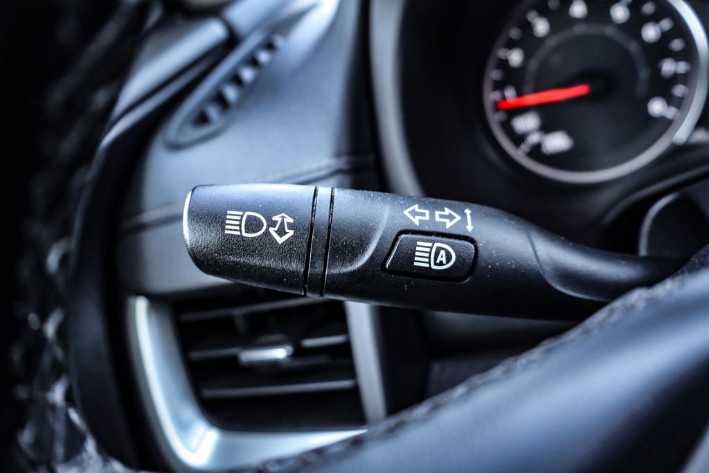 Certified 2024 GMC Terrain SLT image 24