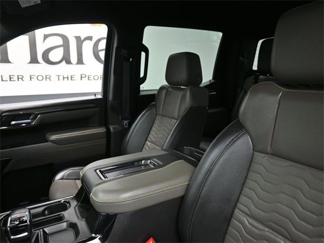 Used 2022 Chevrolet Silverado 1500 ZR2 image 16